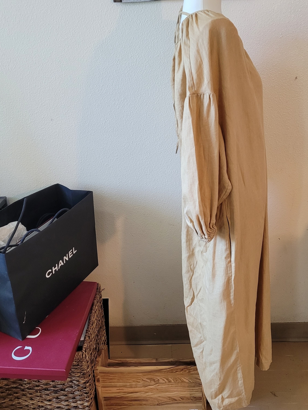 Banana Republic Flowing European Flax Linen Maxi Dress in Light Gold - Picture 5 of 11